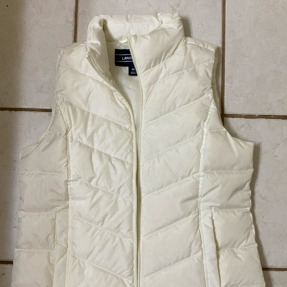 white/cream colored vest from lands end